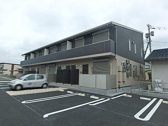 7 / 11