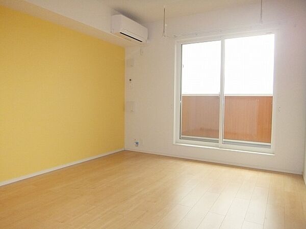 apartment 栃木県小山市城東６丁目19-19　グランオッツ1F