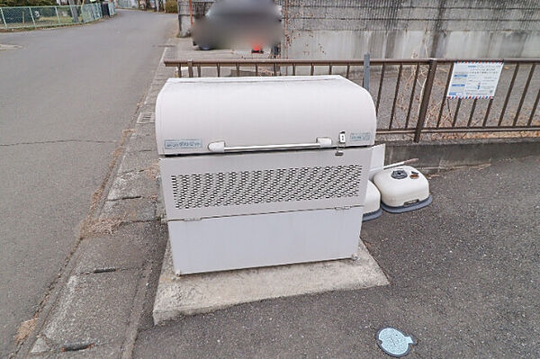 apartment 栃木県小山市城東６丁目19-19　グランオッツ1F