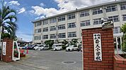 若久小学校まで　1400m　徒歩約18分●教育目標「ことばを大切にし、相手の思いに心を寄せて聴き、自分の思いを素直に表現することができる子どもの育成」