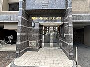 立派なエントランスがあなたの帰りを迎えます！