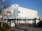 篠岡中学校まで　1300m　徒歩約17分●　【校訓】「自ら学び　心豊かに　たくましく」をもとに、地域とともにある学校として、自他の為に動く生徒の育成に努めます。　