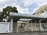 周辺：桃花台ひまわり幼稚園まで　250m　徒歩約4分●自然に思考力や判断力などを身に着けていく「知能教育」の実施園で、専門講師による「特別保育」（スイミング、体操など）を受けられます。