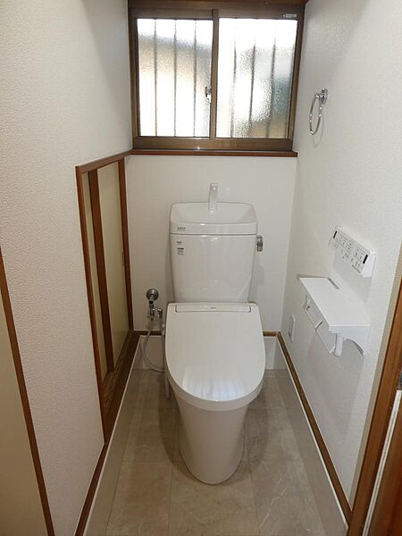 トイレを拡大表示