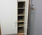 大容量のシューズボックスです。
