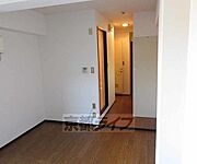 シンプルなお部屋です
