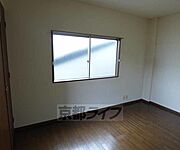 落ち着いた雰囲気のお部屋です