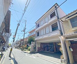 5 / 17