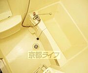 ゆったりくつろげるお風呂です。