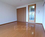 広々とした部屋です。