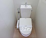 清潔感のあるトイレです。