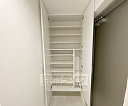 靴収納付きの玄関