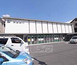 京都銀行 墨染支店まで16m 京阪墨染駅すぐの京都銀行です。