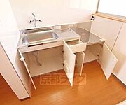 キッチンの下部収納です