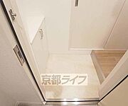 シューズボックスあります。