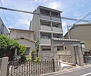 建物外観の別角度です。