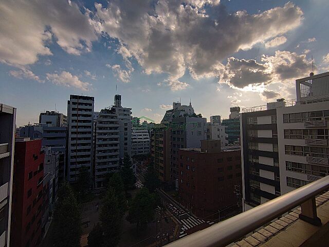バルコニー