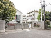 松戸市立第四中学校（590m）