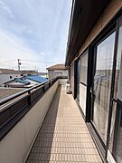広々したバルコニー