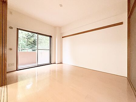 各居室の段差を解消したフラットフロア仕様 お年寄りやお子様も安心です◎
