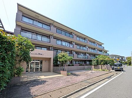 RC造4階建て 総戸数46戸の低層マンション