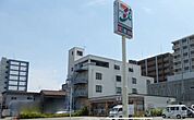 セブンイレブン吹田垂水町3丁目店 徒歩6分。 420m