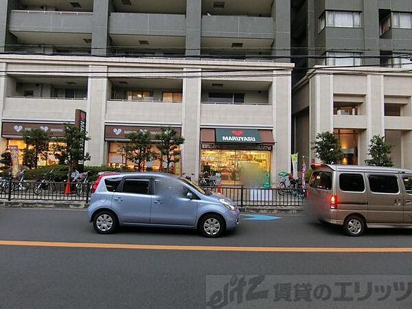 画像25:スーパーマルヤス茨木駅前店 徒歩18分。 1430m