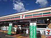 セブンイレブン中環茨木店 徒歩11分。 840m