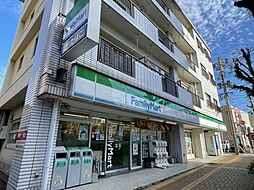 ファミリーマート長崎稲佐店 徒歩2分。 130m