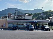 セブンイレブン時津左底郷店 徒歩8分。 580m