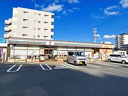 セブンイレブン長崎滑石5丁目店 徒歩3分。 180m