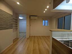 ペルル金屋町 201 2階1LDKのリビング/ダイニング