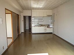 イーストプレイン 303 3階3LDKのリビング/ダイニング