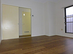 西本マンション2 203