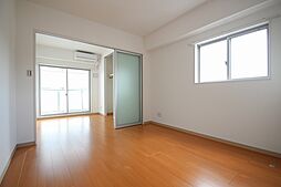 パレグレース西十日市 202 2階1LDKのリビング/ダイニング