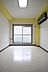 リビング/ダイニング：同物件、別号室のものです。