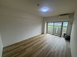 BAUHAUS東原 201 2階1Kのリビング/ダイニング