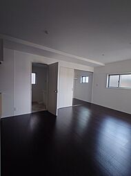 レジデンシャル江波 303 3階1LDKのリビング/ダイニング