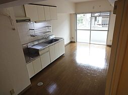 鶴江アレー 102 1階2DKのリビング/ダイニング