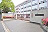 周辺：北九州市立医生丘小学校（1195m）