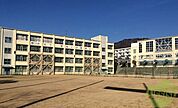 神戸市立住吉中学校 1967m