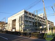 神戸市立鷹匠中学校 1467m