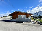 あたまと内科のうえだクリニックまで　736m　徒歩約10分【診療科目】脳神経内科・循環器内科【診療時間】9