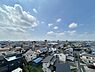 その他：周辺の街並みと青空を望む開放的な眺望が魅力です！