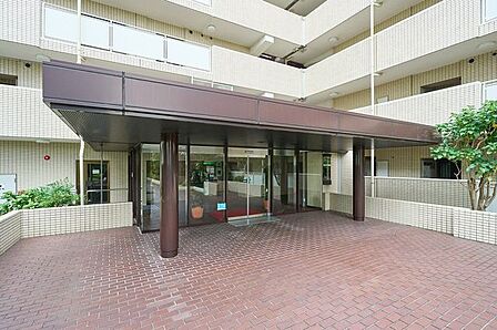入口ポーチ（共用部）