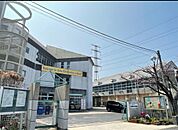 北九州市立青葉小学校（916m）