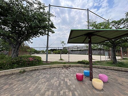 葉山中央公園(483m)