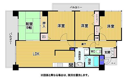 2面バルコニー付きの3面採光で通風良好です