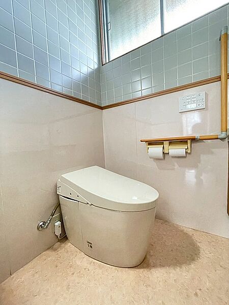 トイレを拡大表示