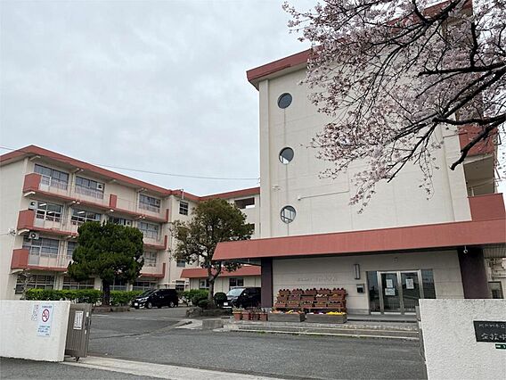 北九州市立企救...